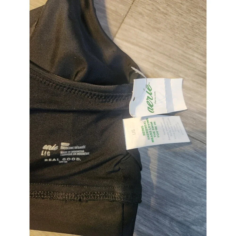 Aerie Black Sports Bra  Size Large NWT